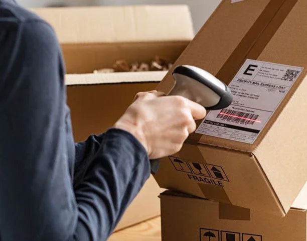 Le e-commerce dans le prêt-à-porter s'envole, mais le taux de retour explose la rentabilité