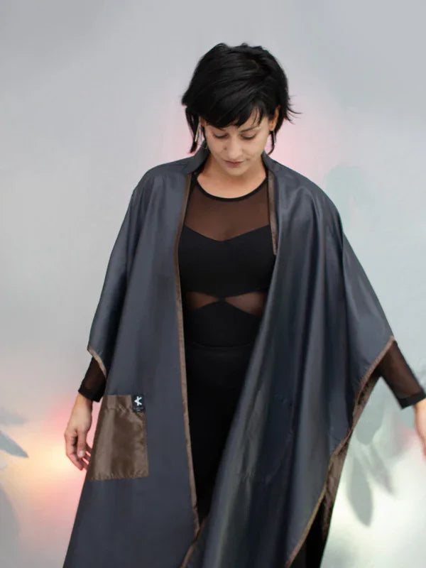 Cape Flippa – Fluffy Gray - Kanten