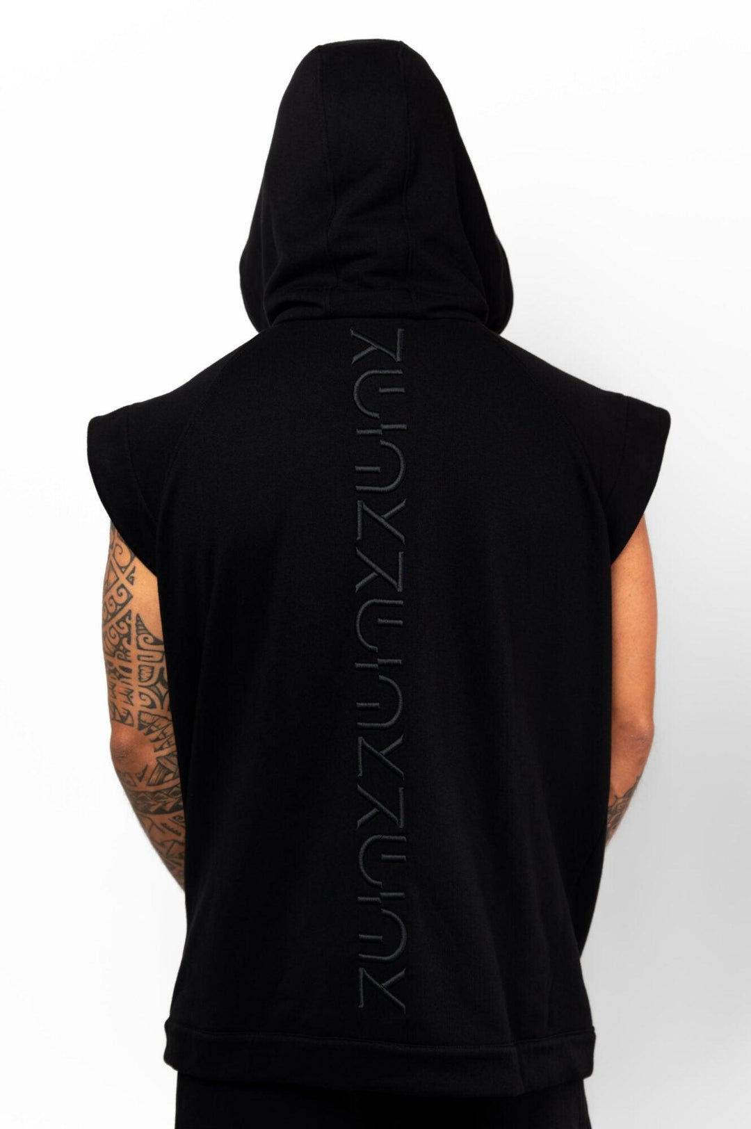 GILET HOODIE SANS MANCHE BRODERIE 3D NOIR - Ziliox - E-POP MODE - Corner de mode phygital