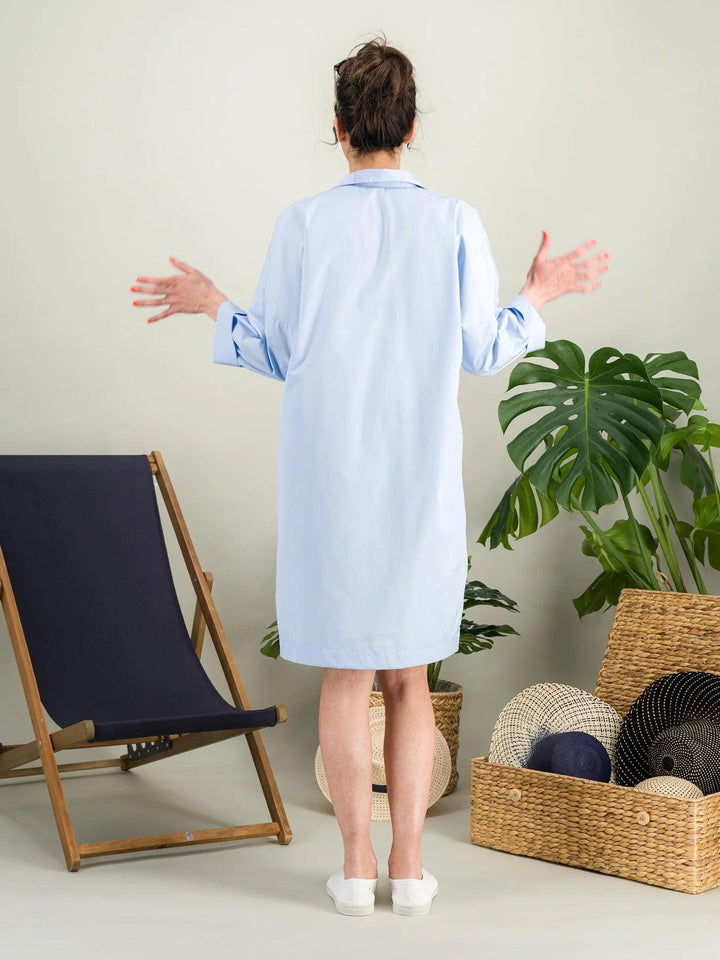 robe-chemise-popeline-coton-bleu-ciel-casual-chic-5_E-POP-MODE